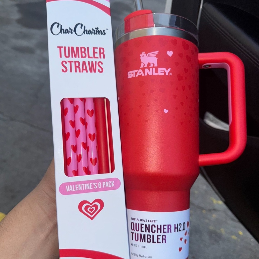 Stanley Red Quencher Tumbler with Pink Heart Straws - Picture 2 of 2
